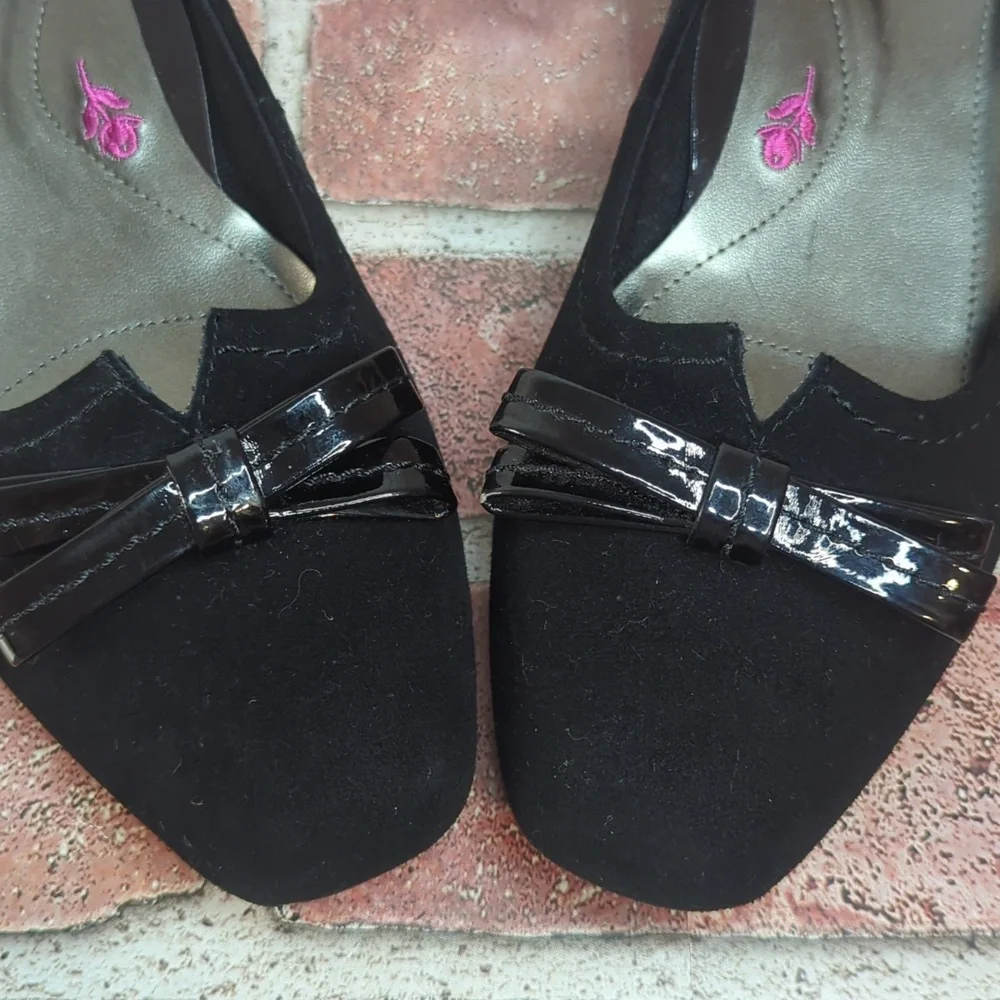 The Tulane Black Suede Super Slim Size 8.5 Narrow Foot by‎ Ros Hommerson